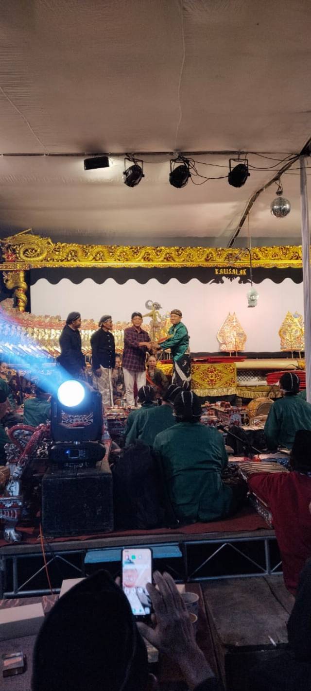 RUWAT DUKUH PAGEMBROSAN DESA JEBENGPLAMPITAN